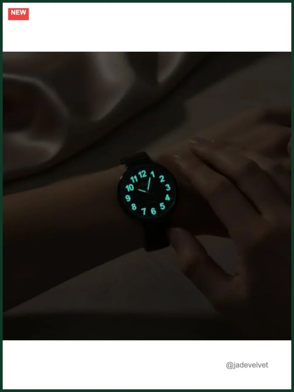 Large Face Stretch Band Watch with Luminous Hands and Numbers, Japanese Quartz
